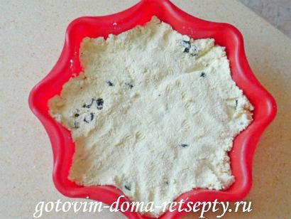 творожная запеканка с манкой и изюмом 8