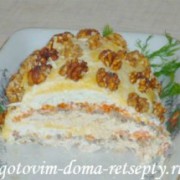 салат из курицы с грибами и сыром