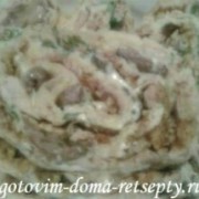 рулет из лаваша с курицей, сыром и грибами