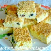 песочный пирог с творогом и изюмом