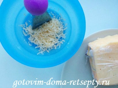 омлет с молоком, сыром и помидорами 11