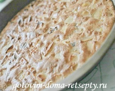 шарлотка с яблоками черносливом и арахисом 10