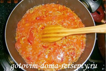 яичница с помидорами и луком 6