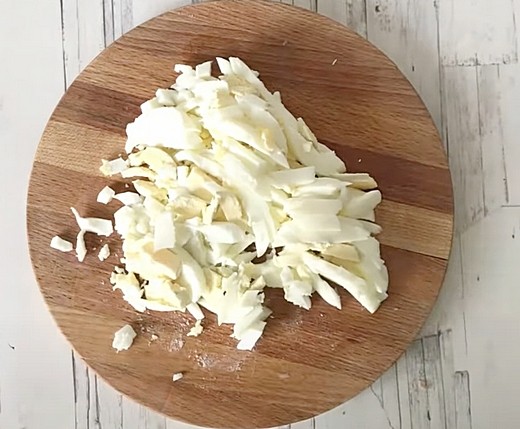 салаты с говяжьим языком и огурцами 12