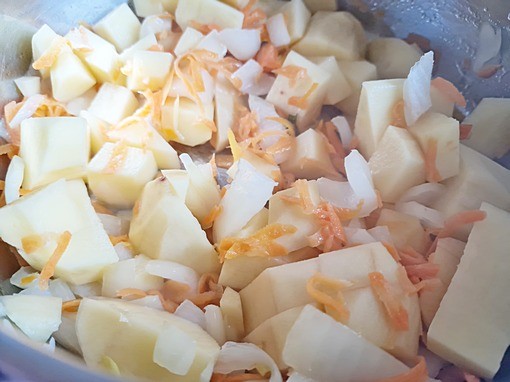 уха из красной рыбы по фински 7