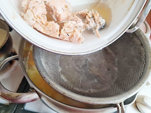 уха из красной рыбы по фински 8